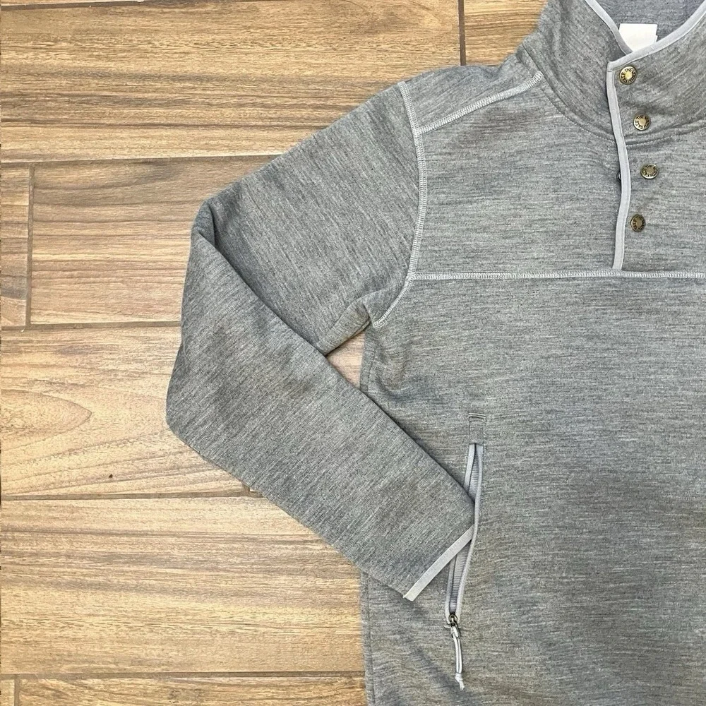 The North Face Button Mock Neck Pullover Mens Small Gray Fleece Sweater